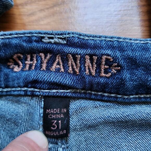 Shyanne Jeans Womens Size 31 Reg Blue Denim Bootcut Embroidered Embellished - Picture 9 of 11